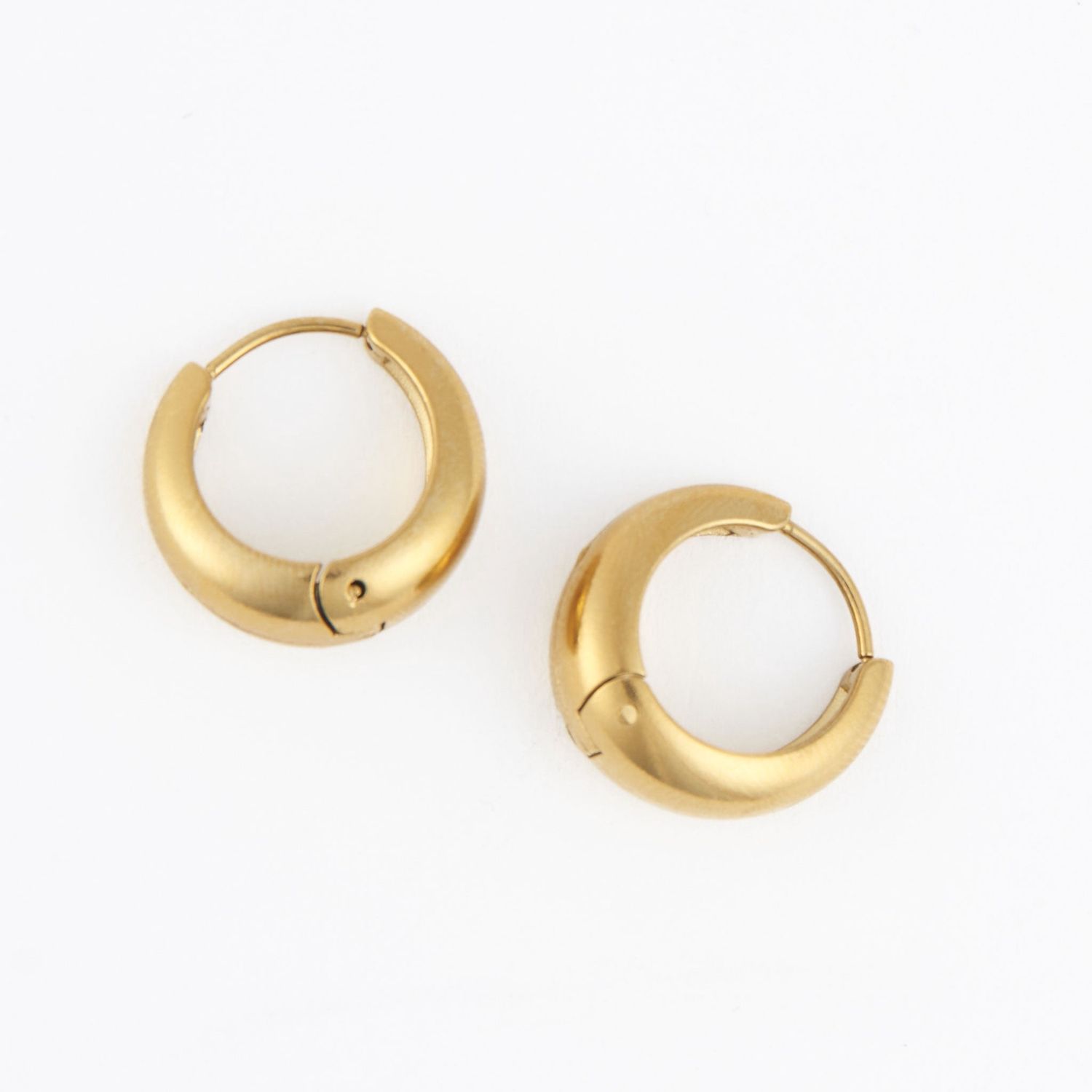 Narelle - Graduated Hoop Earrings - 18K Gold Plating