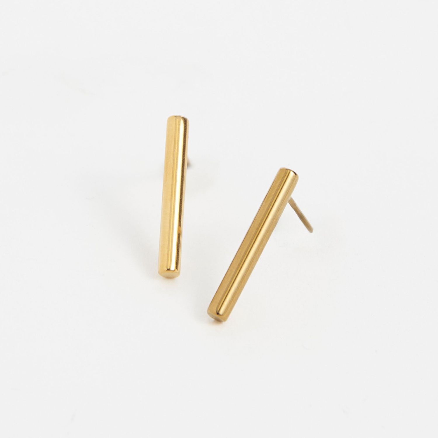 Narelle - Round Bar Stud Earrings - 18K Gold Plating