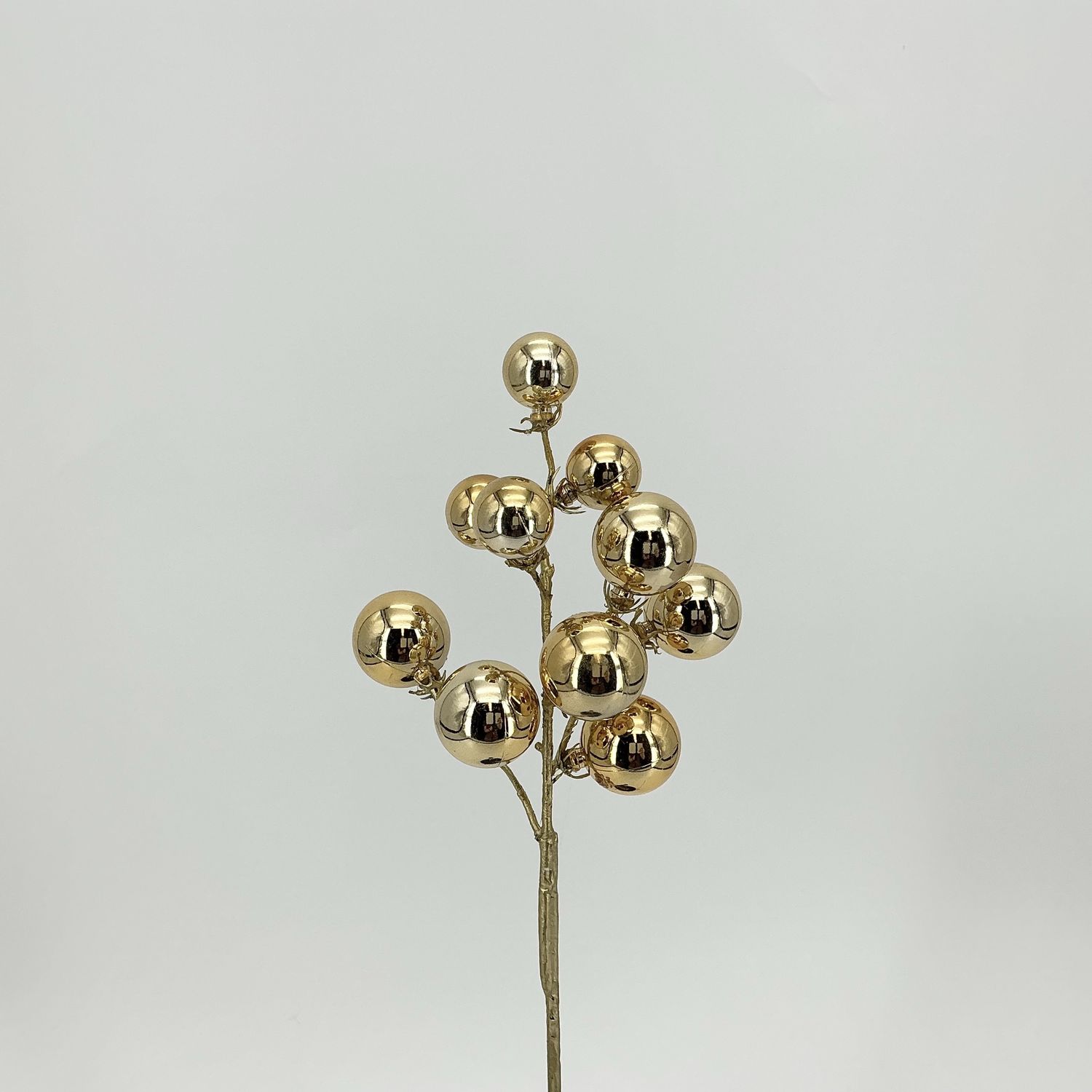 Plastic Ball Spray 15" - Gold