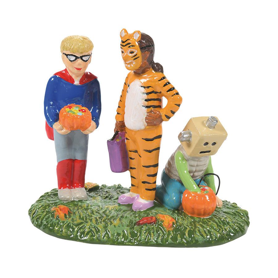 Dept. 56 Halloween Village - Treat Night Asmnt