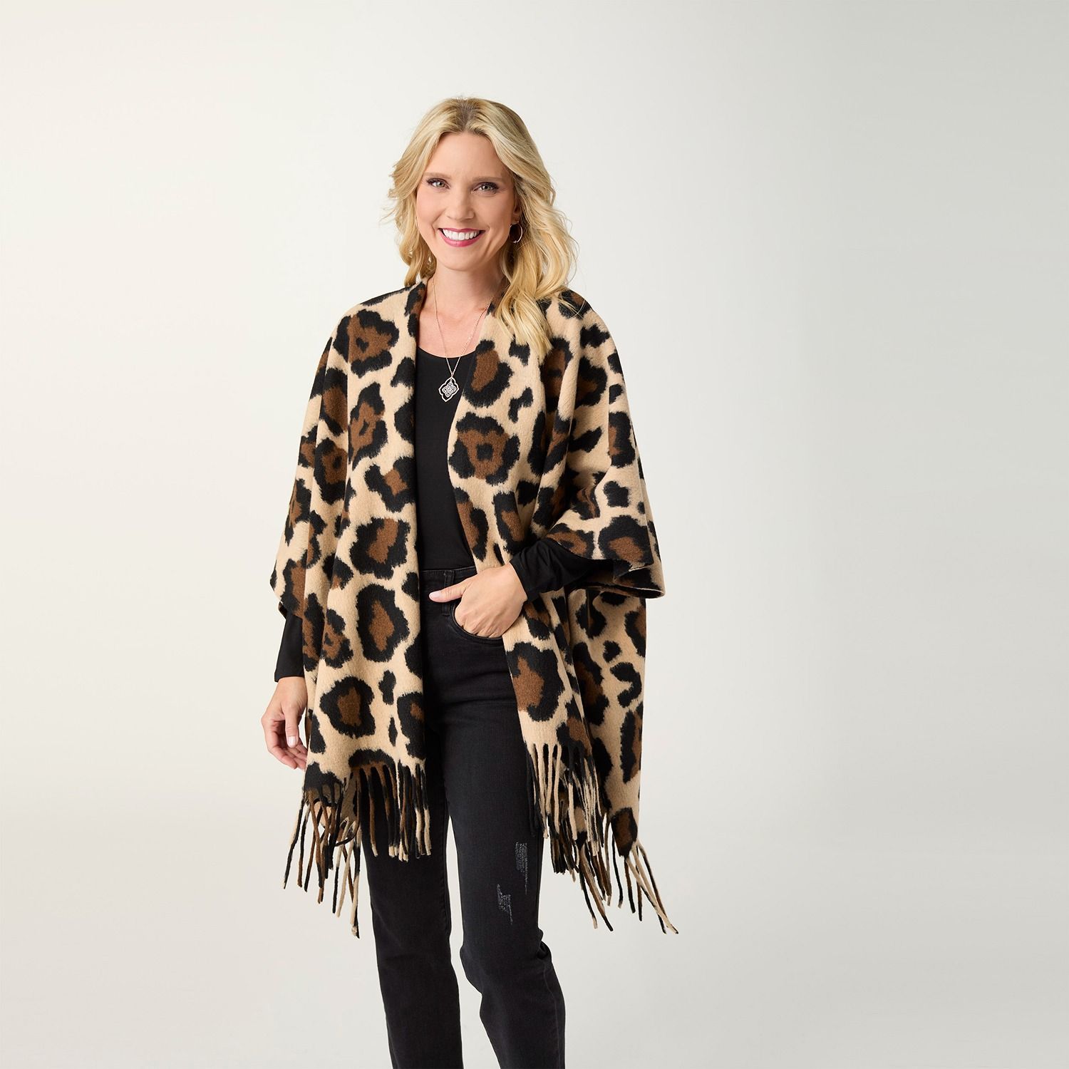 Nash Wrap w/ Fringe - Animal Print