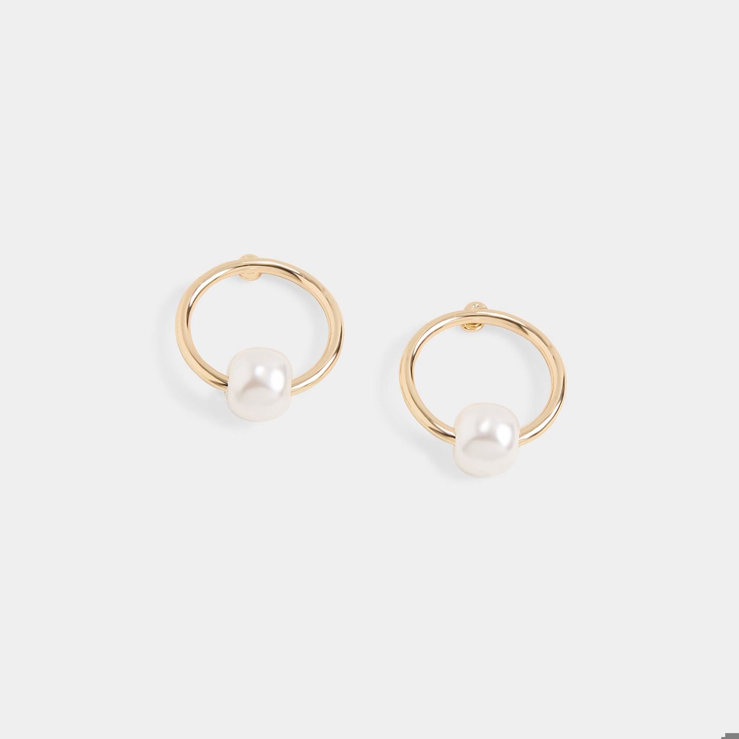 Whispers Simple Pearly Stud Earrings - Gold