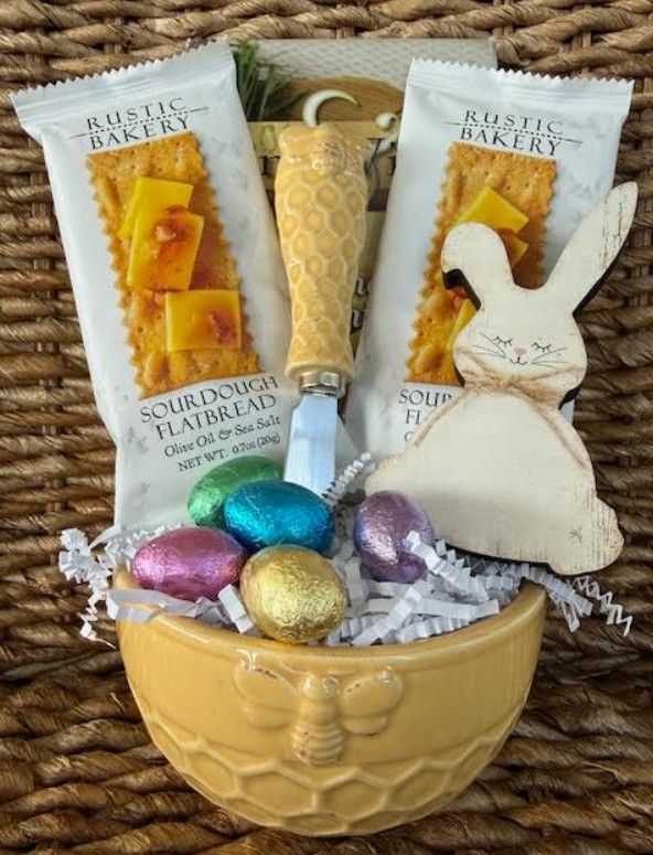 Bee Bowl with spreader Gift Set