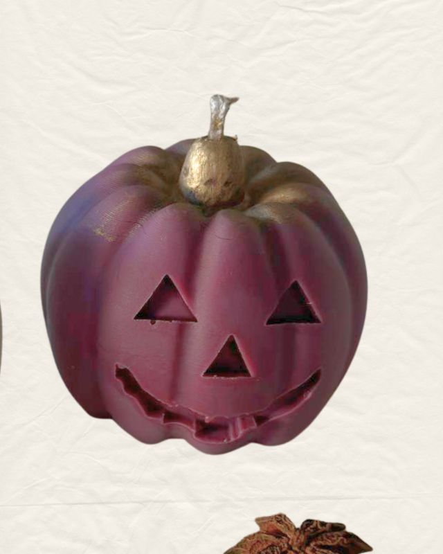 Pumpkin Candle - Halloween Decor