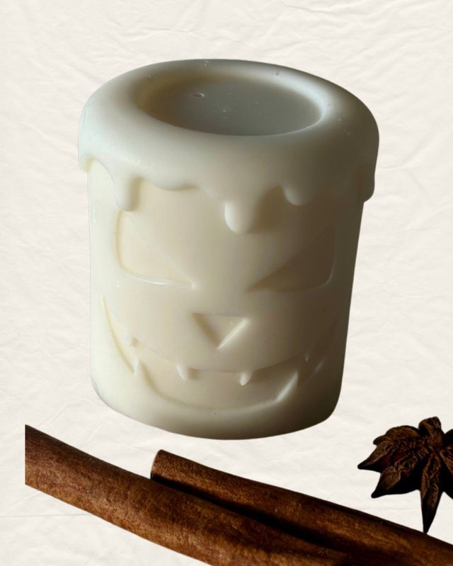 Jack O' Lantern Soy Candle - Spooky Halloween Decor