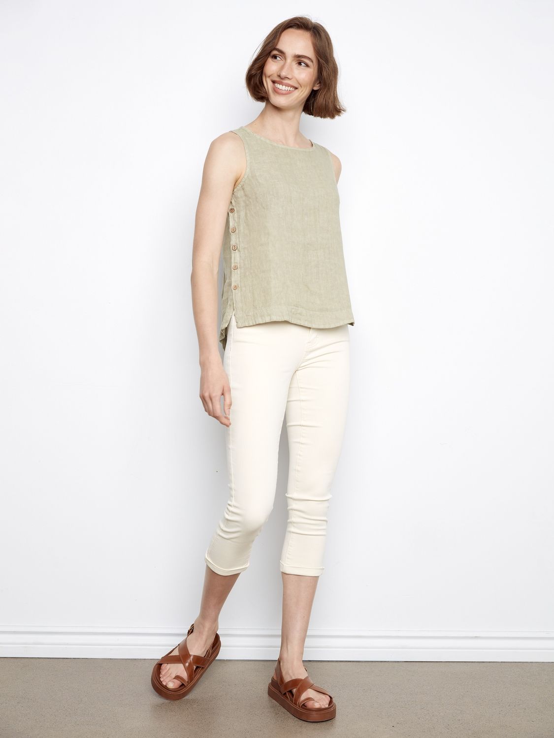 Tank Linen Side Buttons