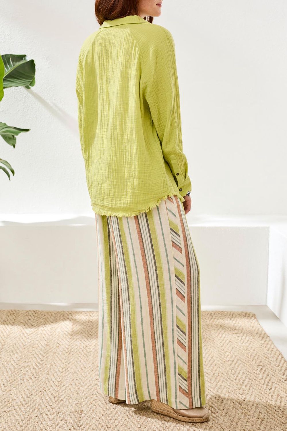 Shirt Raglan Sleeve Raw Edge