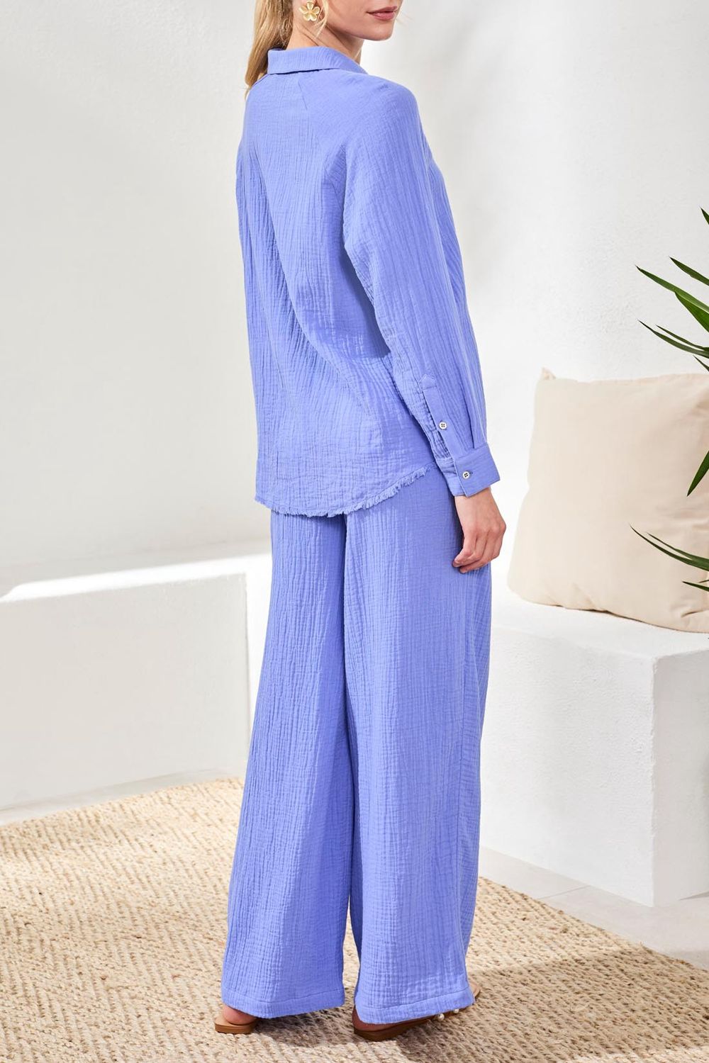 Shirt Raglan Sleeve Raw Edge Hem