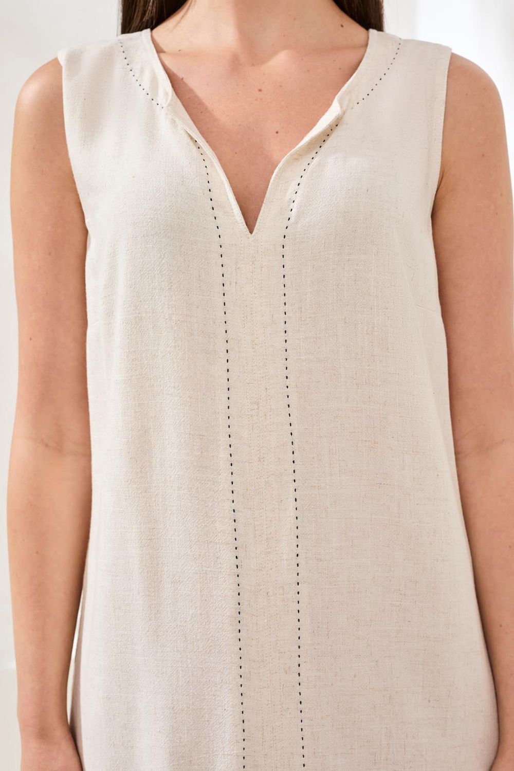 Dress Sleeveless With Saddle Stitch detail