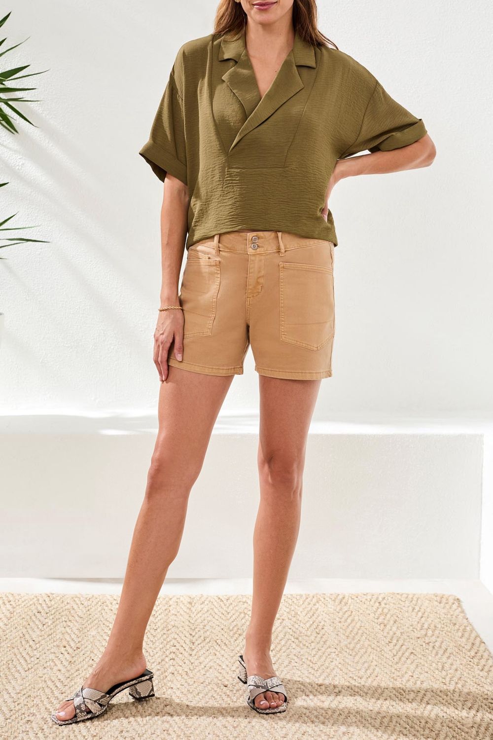 Shorts Fly Front with Pockets
