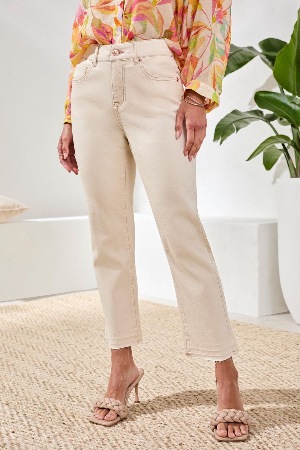 Jean Sophia Crop Microflare