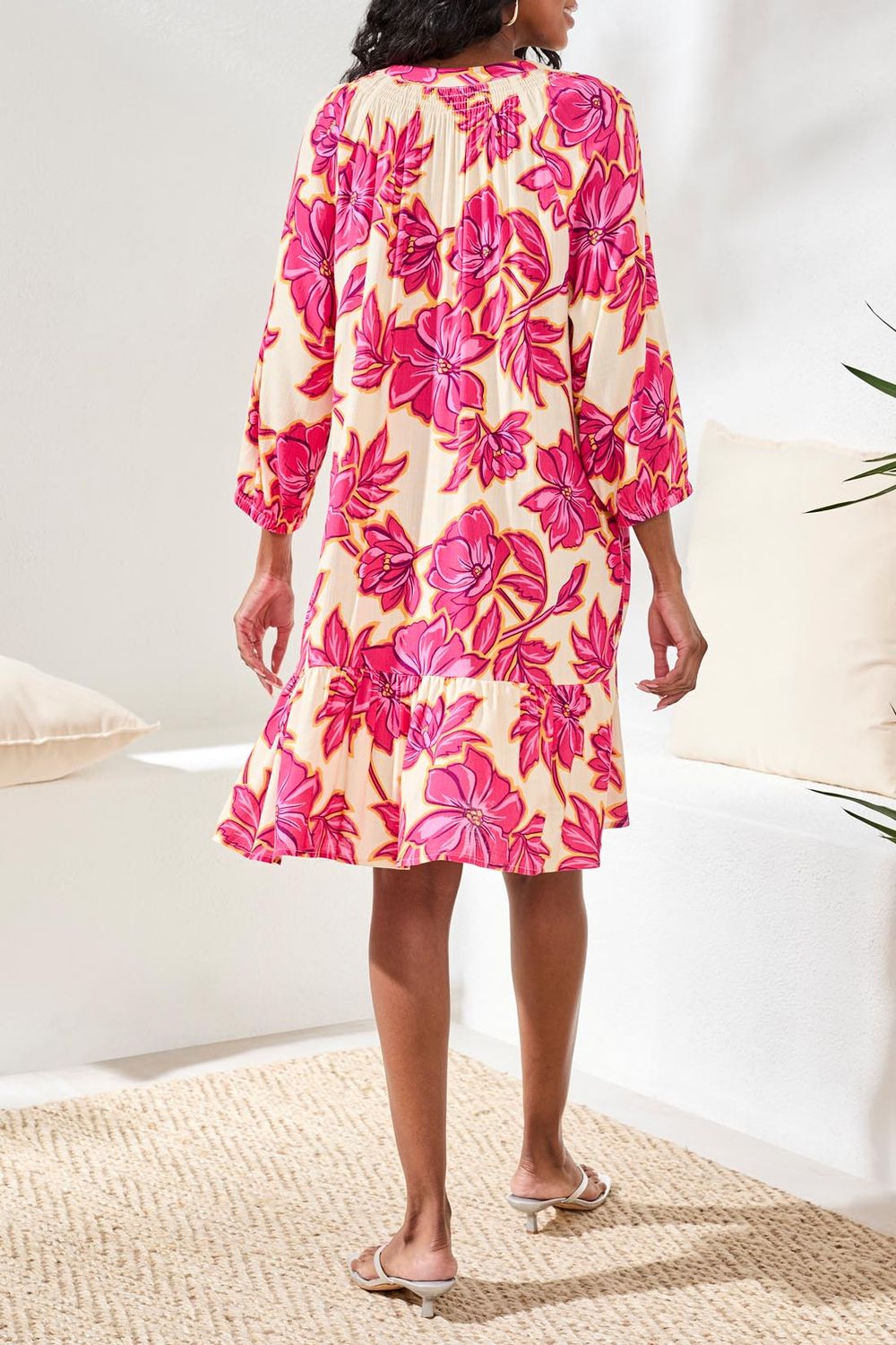 Dress Tiered 3/4 Sleeve Notch Neck