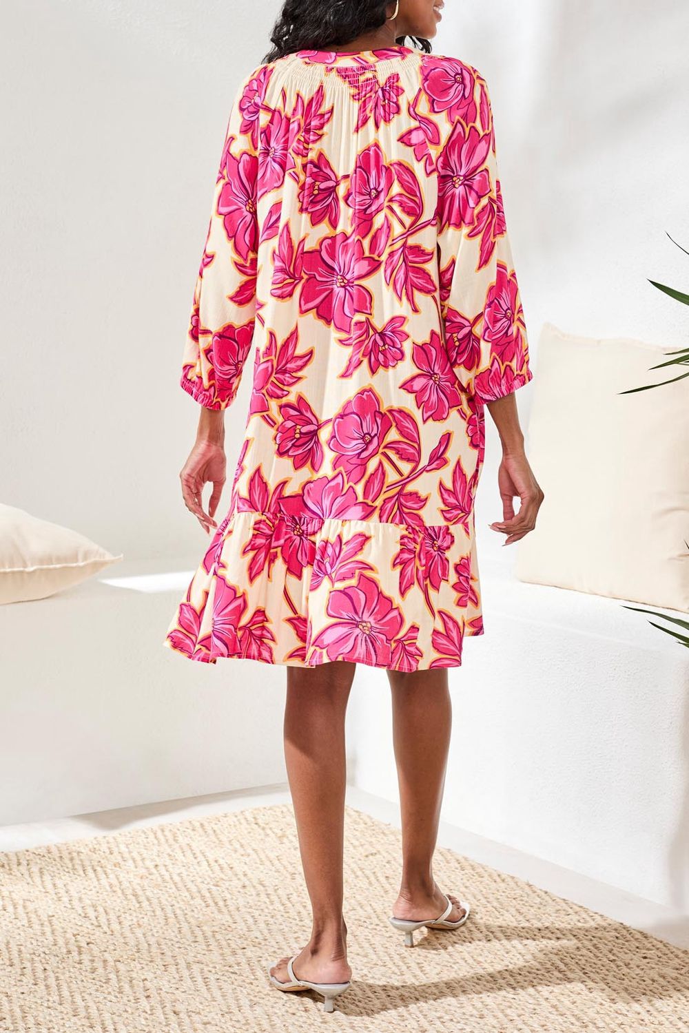 Dress Tiered 3/4 Sleeve Notch Neck