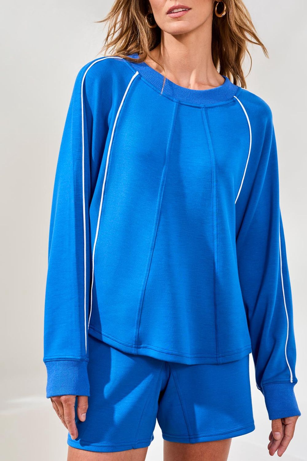 Top Crew Neck Dolma with Pipping