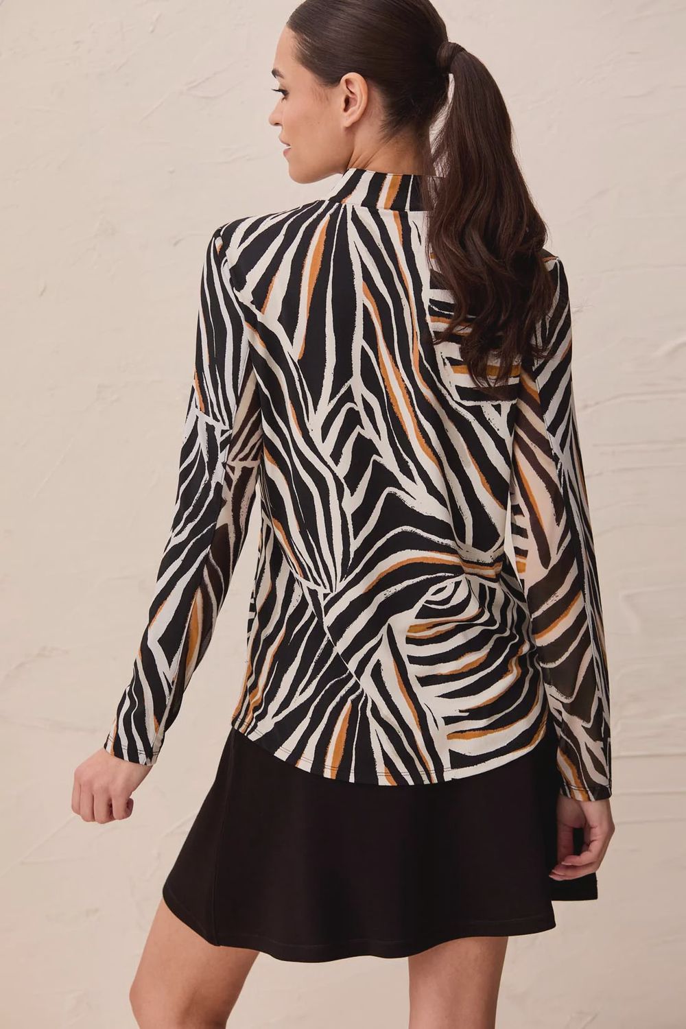 Top L/S Quarter Zip Pull over