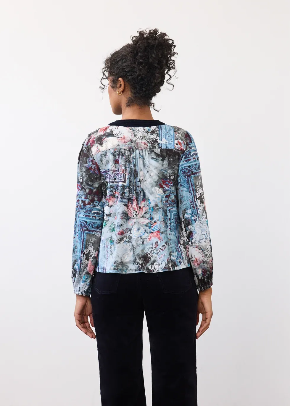 Top Velvet V-Neck