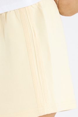 Mikayla Travel Striped Short Custard