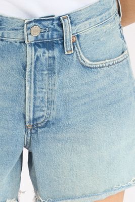 Nye Short in Post