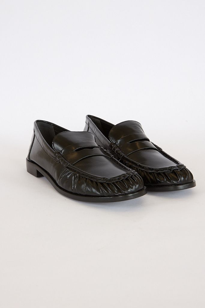 tyche Loafer, Schutz