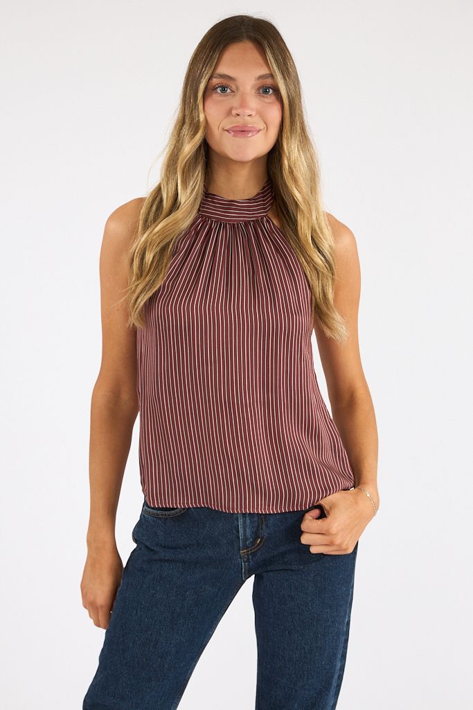 Leo top, Sundays