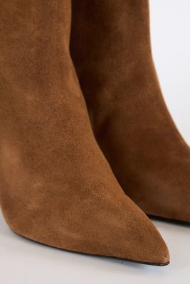 Mikki Suede