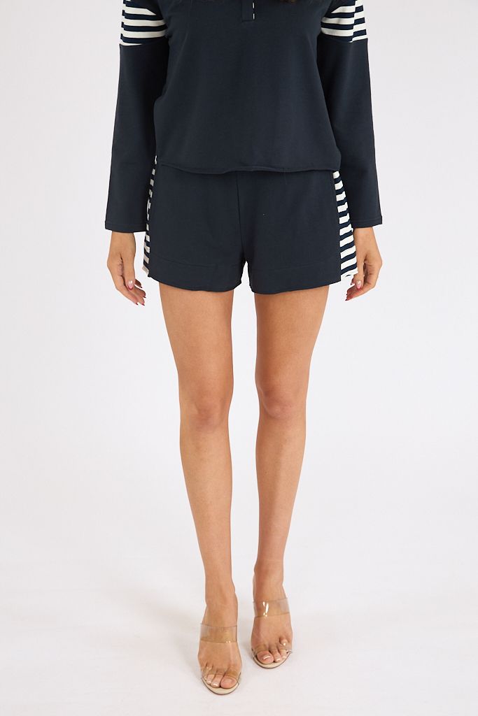Truett Shorts Navy