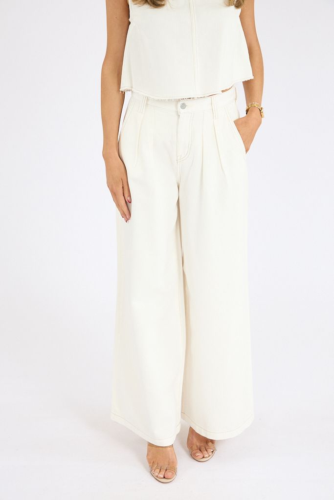 Delphine Pleated Off White