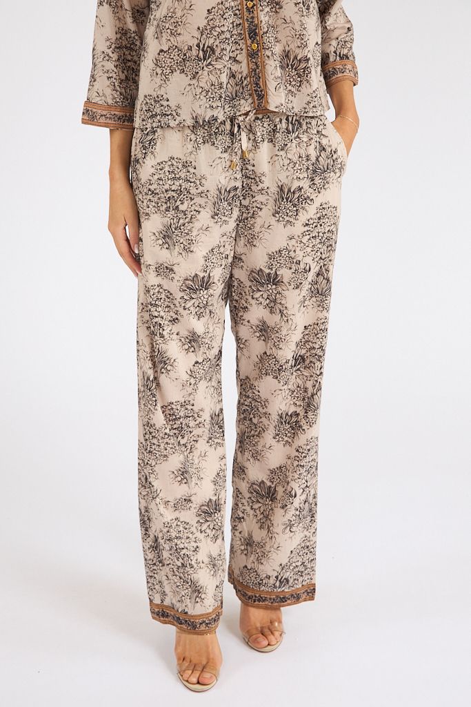 Richmond Pants, Sundays