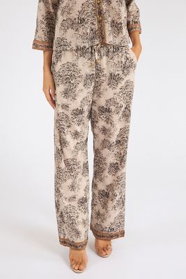 Richmond Pants, Sundays