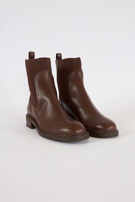 Olivia, Schutz