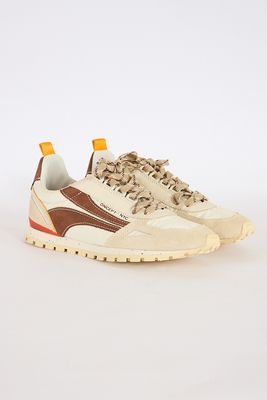 Toronto Sneaker Stucco, Oncept, e.Allen