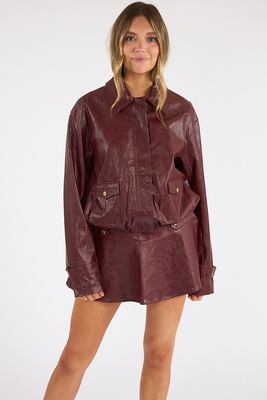 karla Jacket, Amanda Uprichard