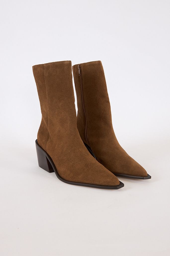Cleo Brown Suede, Matisse, e.Allen
