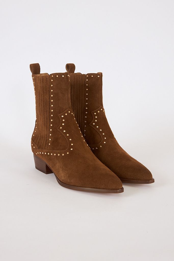 Thomas Stud Cocoa Suede