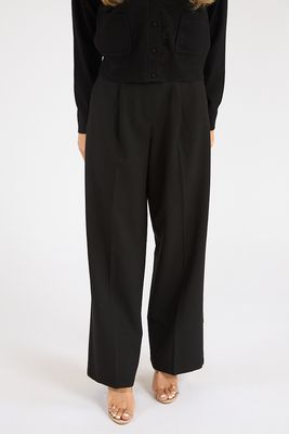 Amelie Pant, Sundays