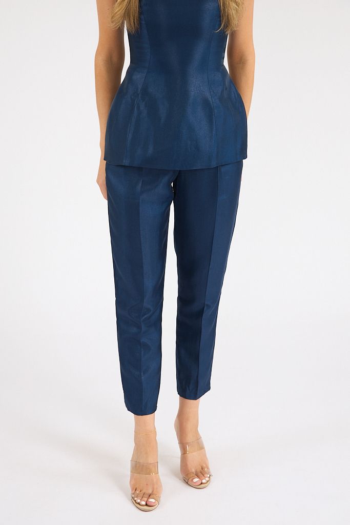 Audrey Pants, Amanda Uprichard