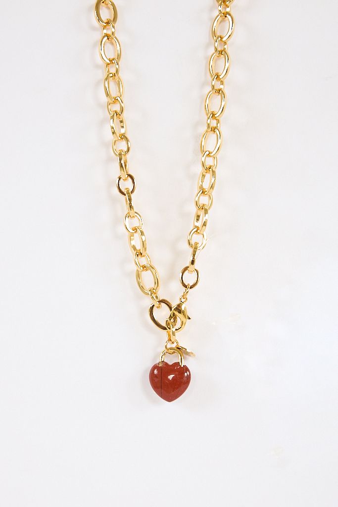 Chunky Oval Necklace w Red Heart
