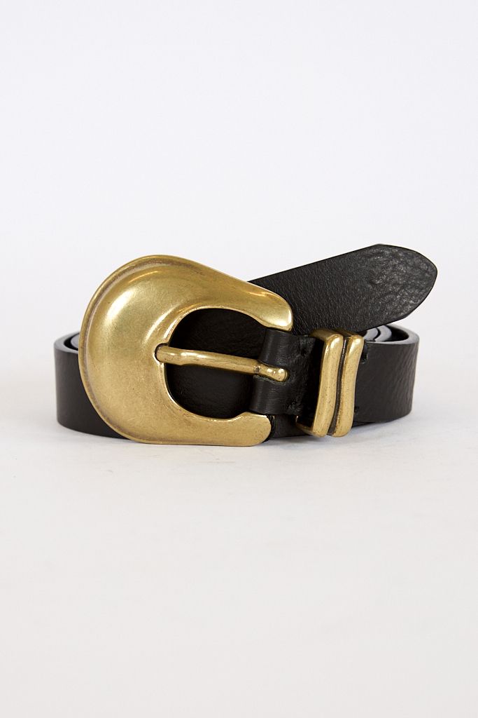 Rodeo Belt, Rails