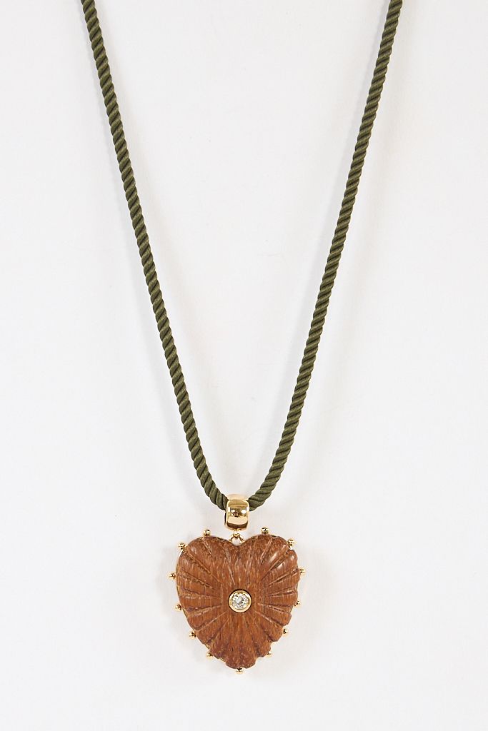 Malene Heart Bail Charm Necklace