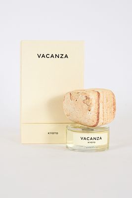 Vacanza Perfume with Stone Cap