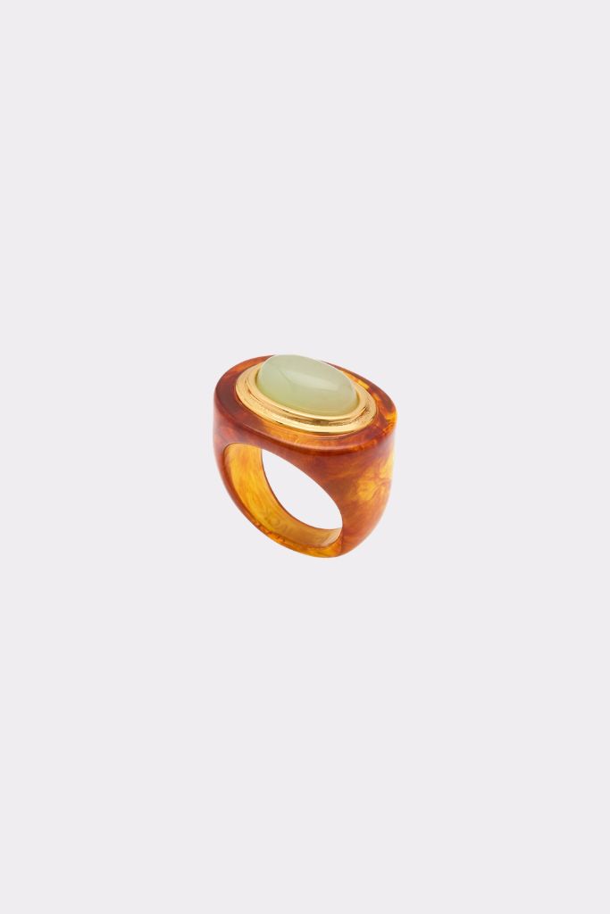 Ring (131) Resin