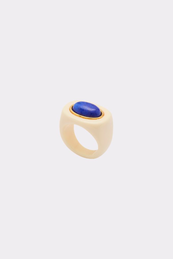 Ring (13) Resin