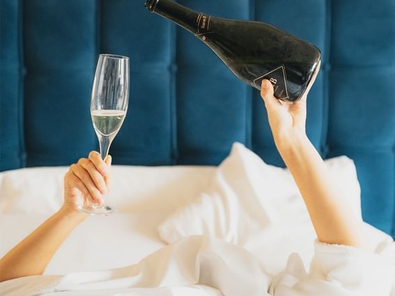 THE LOVERS EXPERIENCE