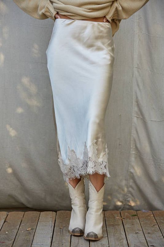 L10198 | Woven Spandex Satin Midi Skirt