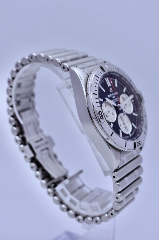 Breitling Chronomat B01 42 AB0134101B1A1