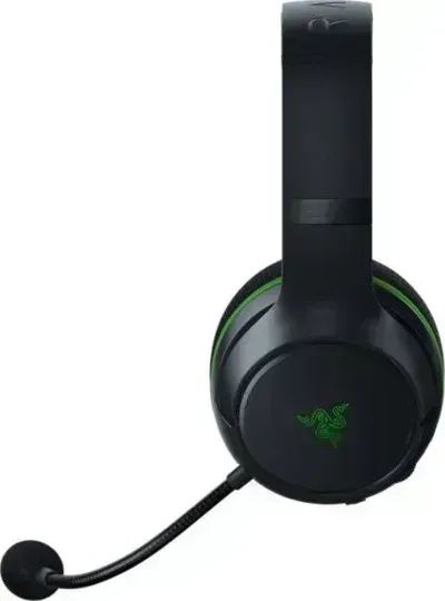 Razer Kaira Wireless Gaming Headset For Xbox Series X - Bendable Hyperclear Cardioid Mic, Triforce Titanium 50Mm Drivers,On-Earcup Audio Controls, Xbox Wireless