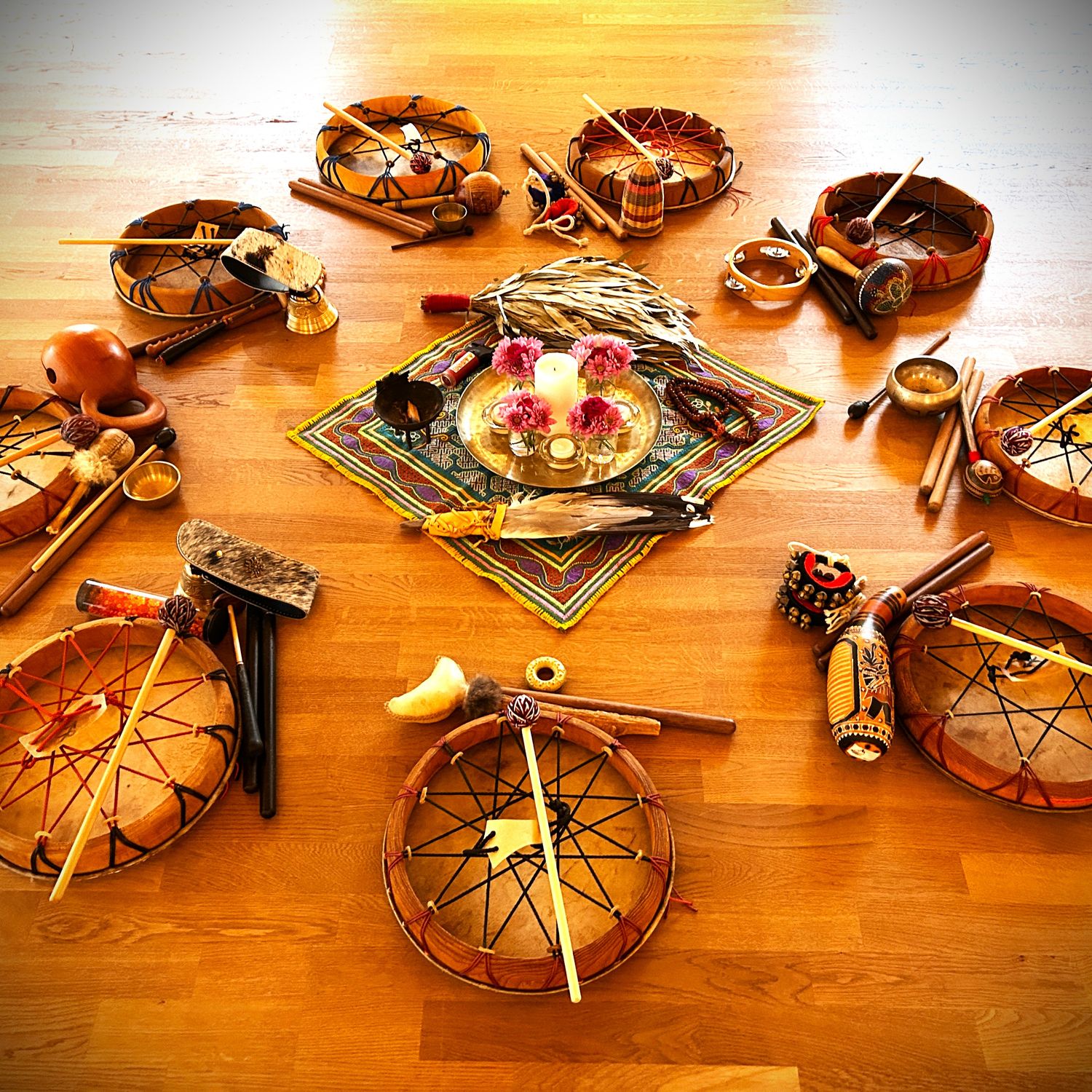 Shamanic Sound Ceremony & Gayatri Sat Darshana  19. April, Flow60, 10.00 - 17.00 mit  Ananda Cornelia Jecklin  & Svarupa Joachim Kiefer