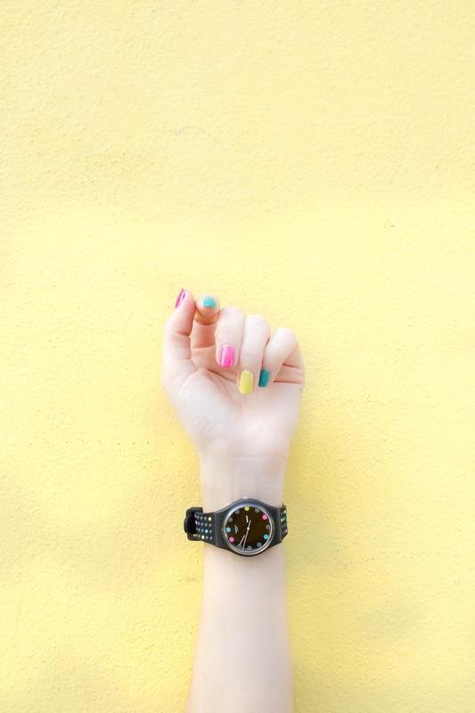Manicura completa con esmalte tradicional