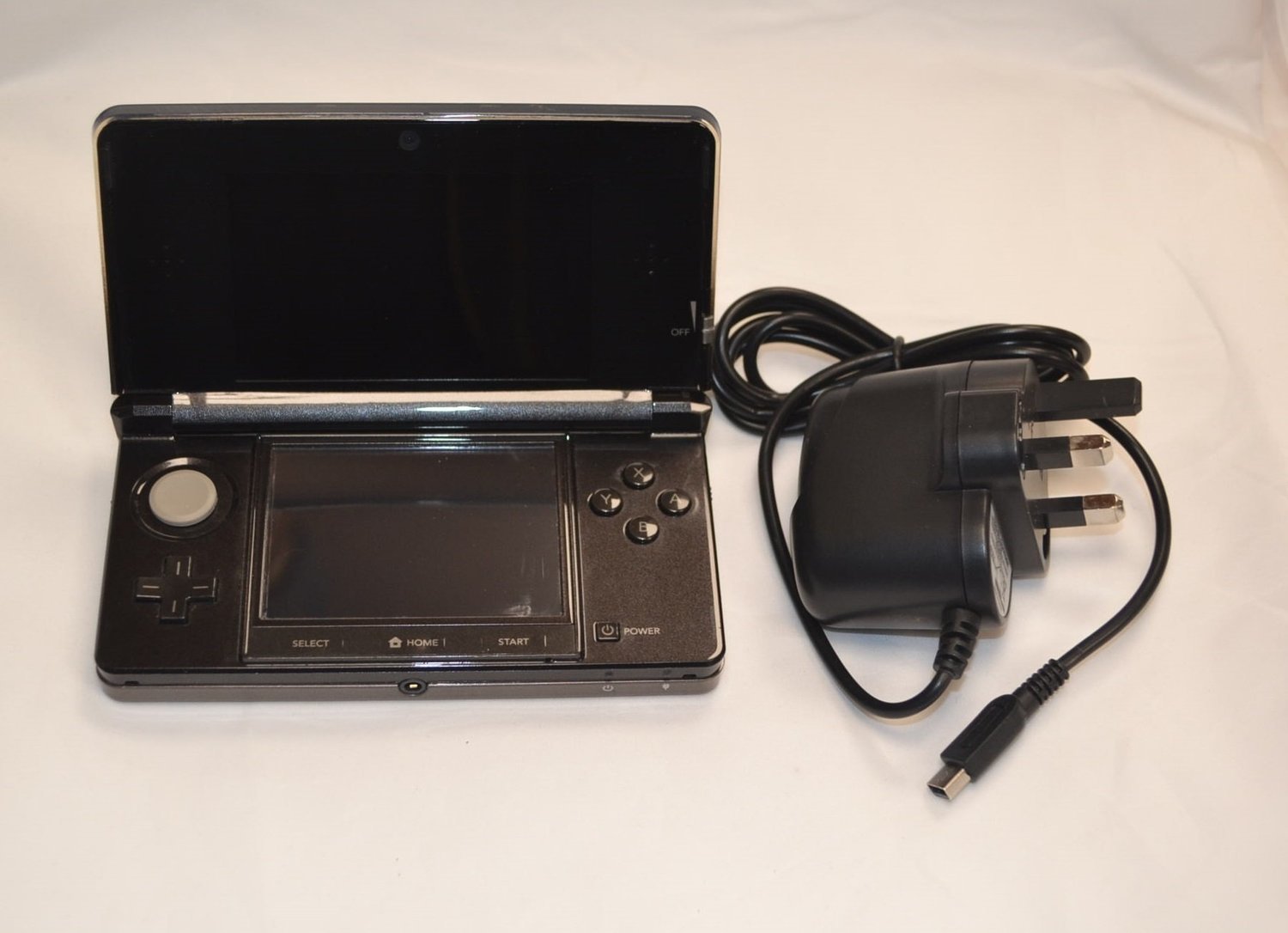 Nintendo 3DS Handheld Console Cosmos Black [nintendo_3ds]