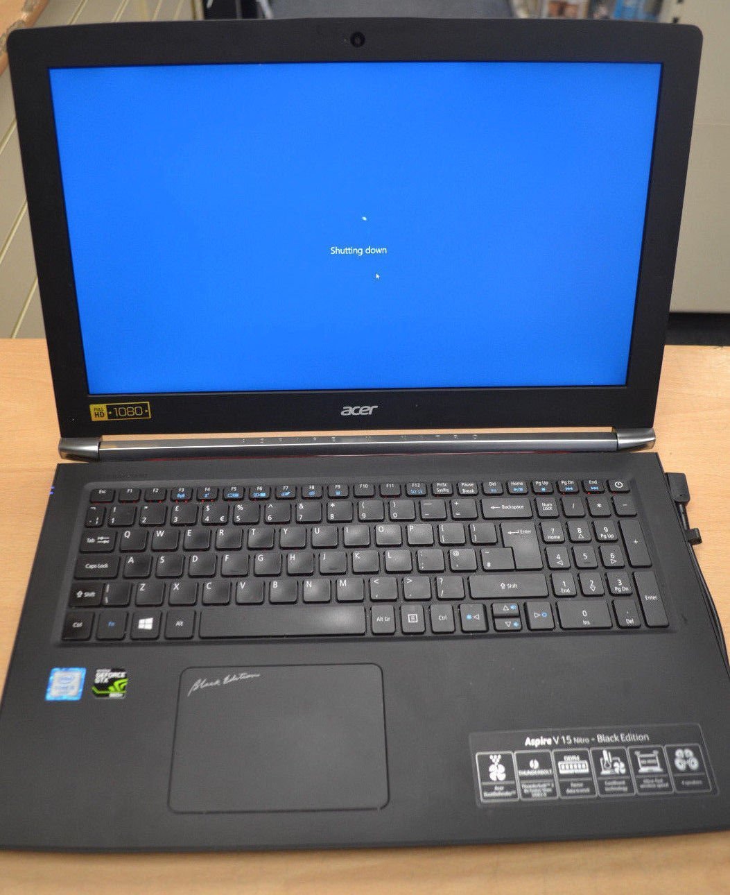 Acer Aspire V15 Nitro Black Edition Acer Aspire V15 Nitro Black Edition